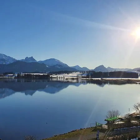 哈同湖景度假公寓酒店 4* 福森
