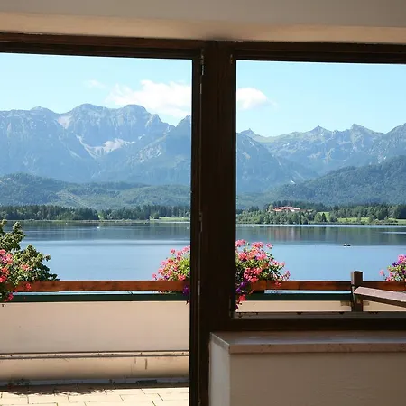 Отель Seehotel Hartung &