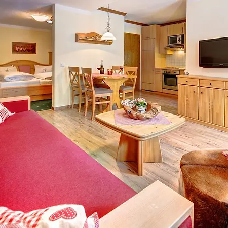 Seehotel Hartung & Отель 4*