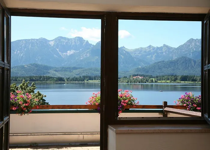 Отель Seehotel Hartung &