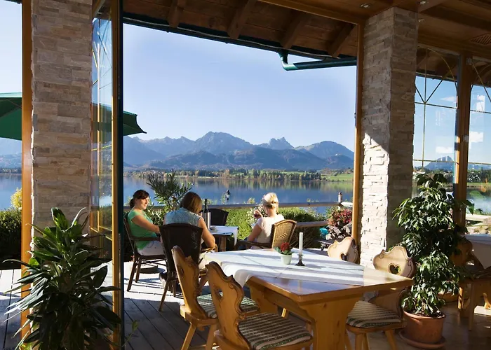 Отель Seehotel Hartung & 4*